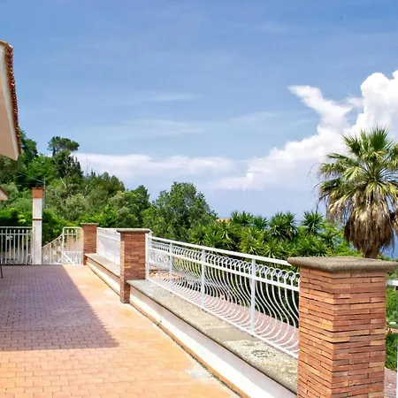 Estate4home - Giu Giu *